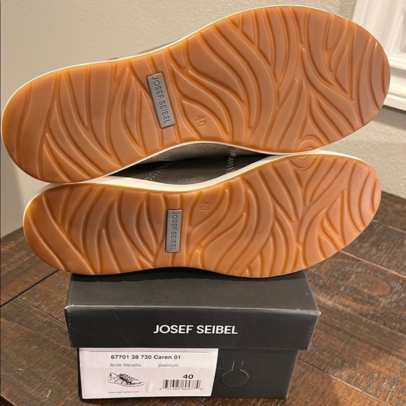 Josef Seibel Silver Sneakers Sleek Comfort Style - Picture 3 of 5